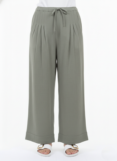 green wide leg pants

