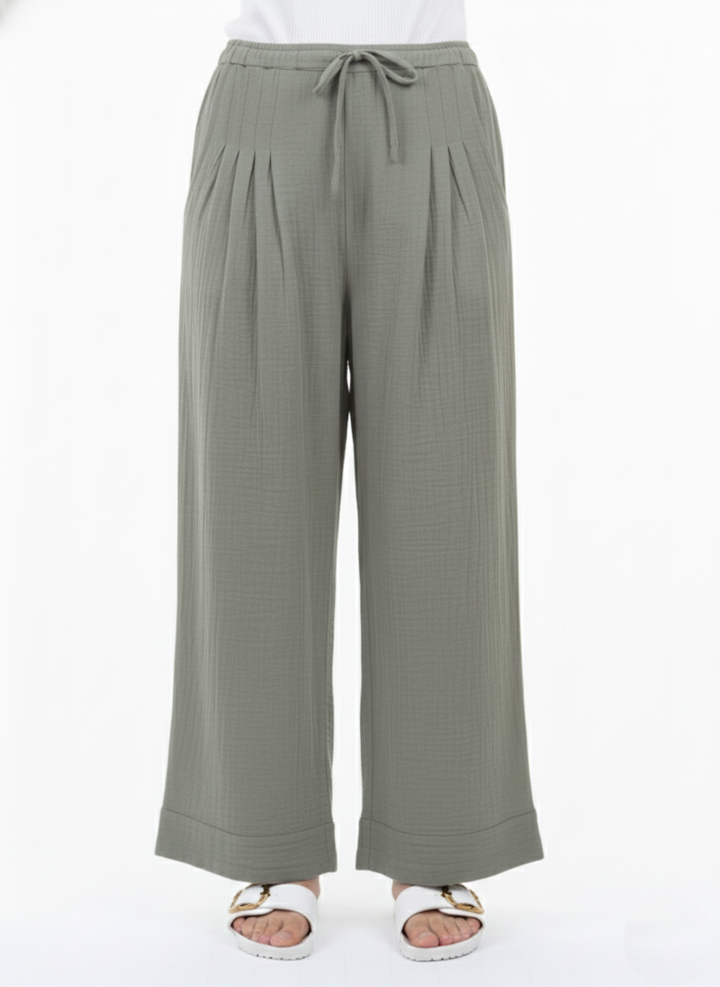 green wide leg pants

