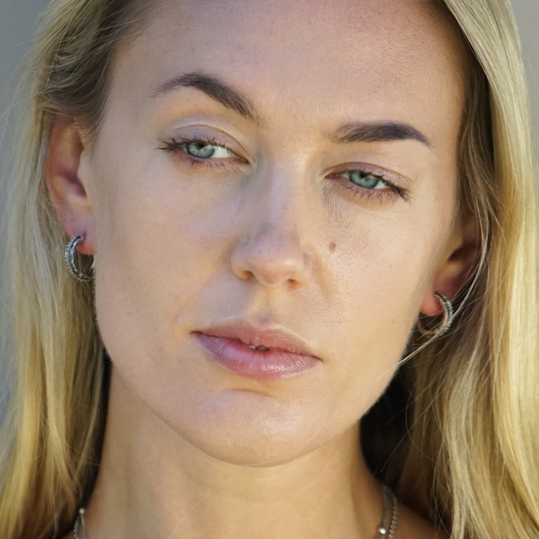 Mini Vintage Silver Egy Crystal Thin Hoops