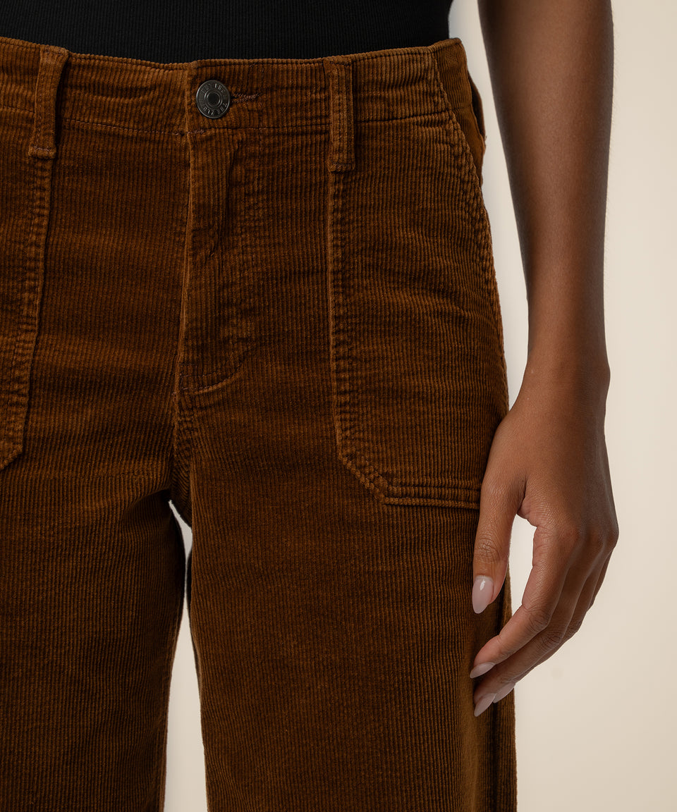 Jean Corduroy High Rise Wide Straight Leg in Nutmeg