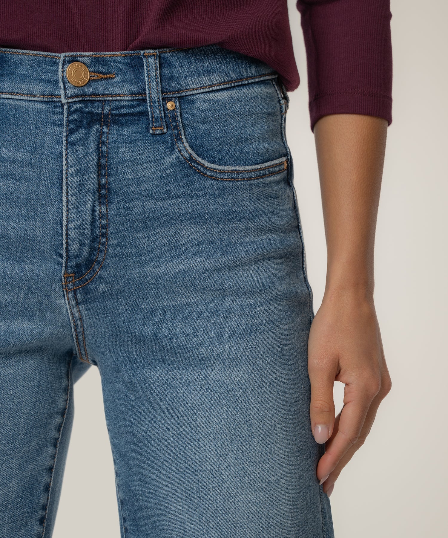 Avery High Rise Straight Leg