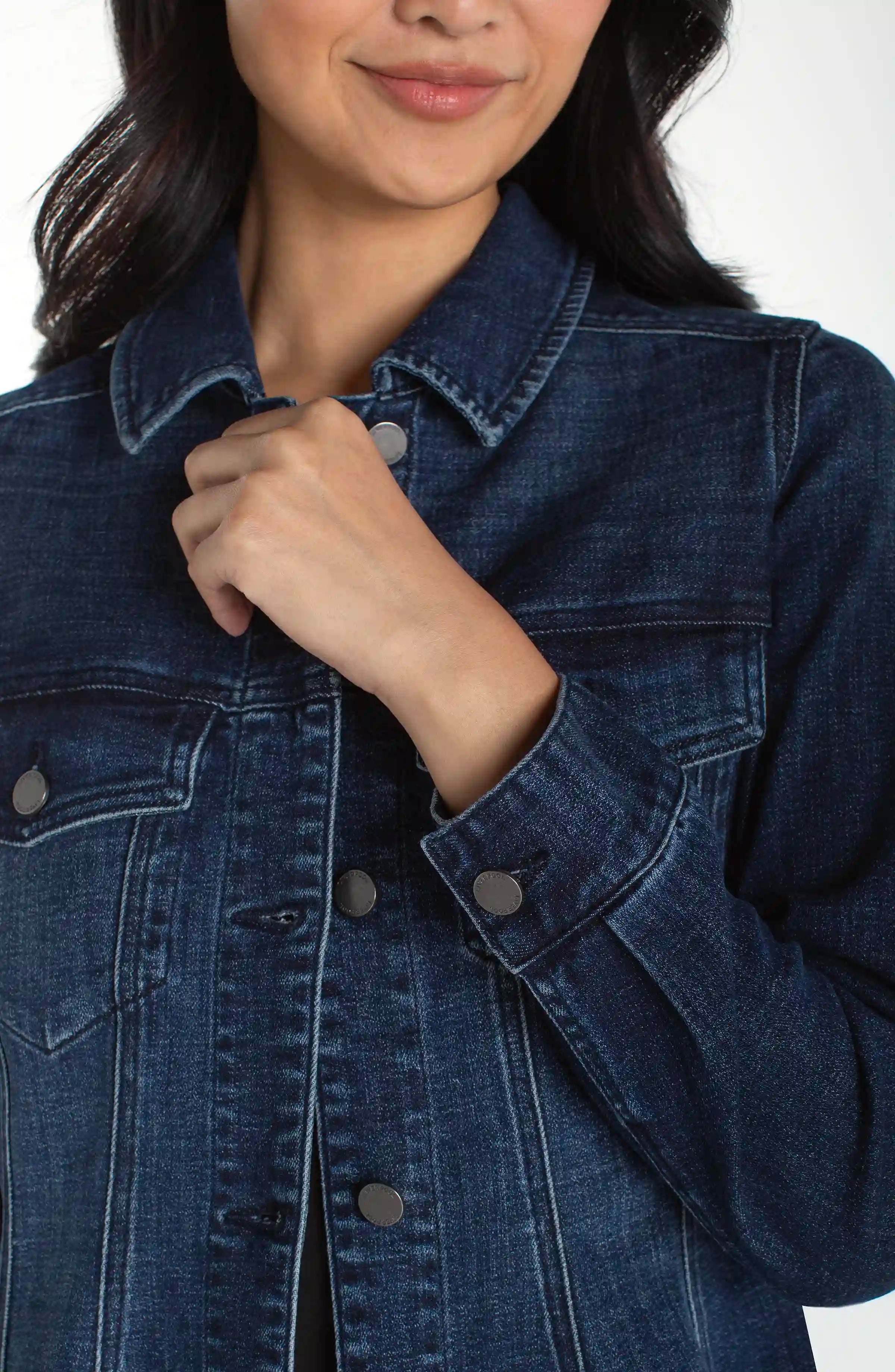 Fit and Flare Trucker Jacket - Delancy Wash