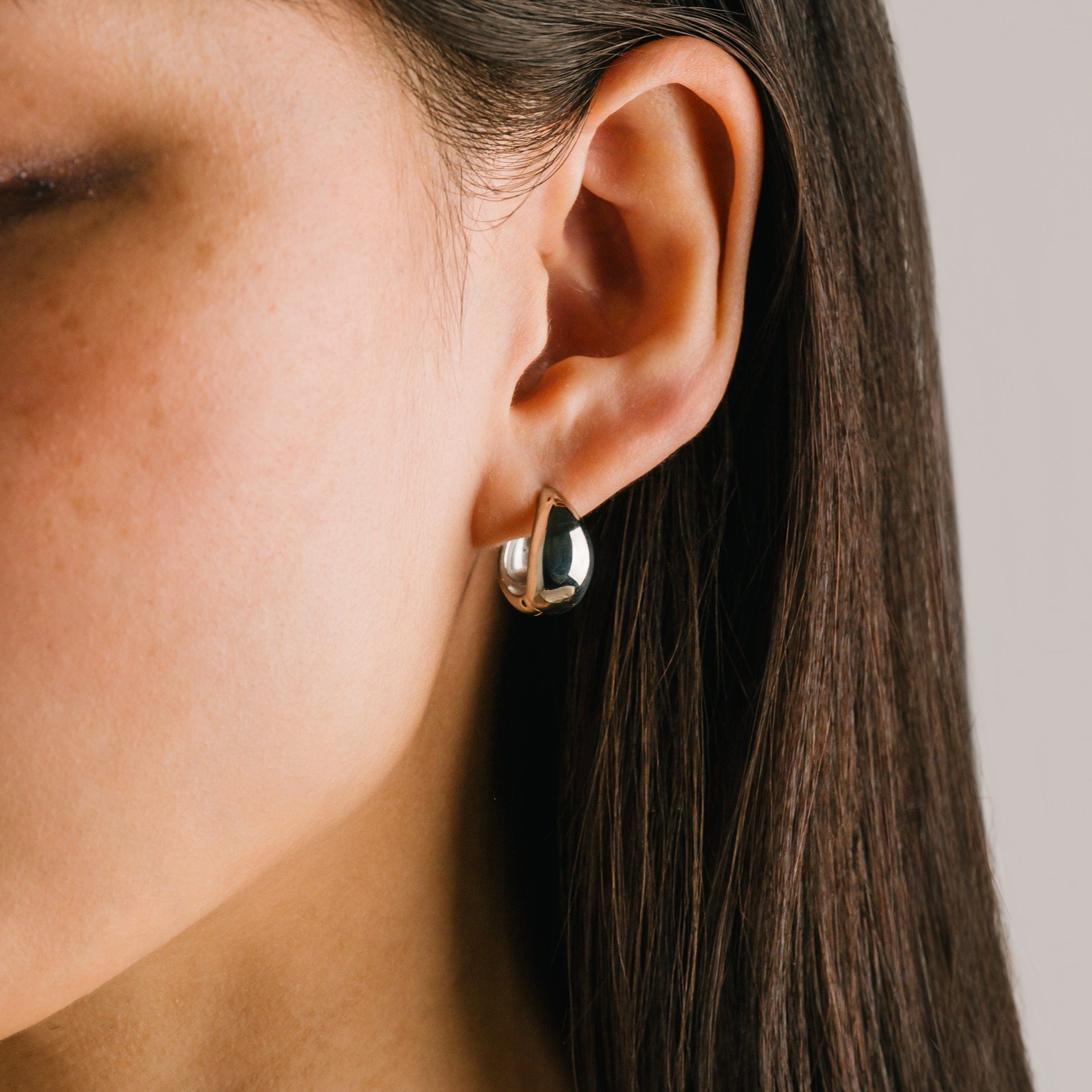 Oval Puff Hoop Earrings - Silver