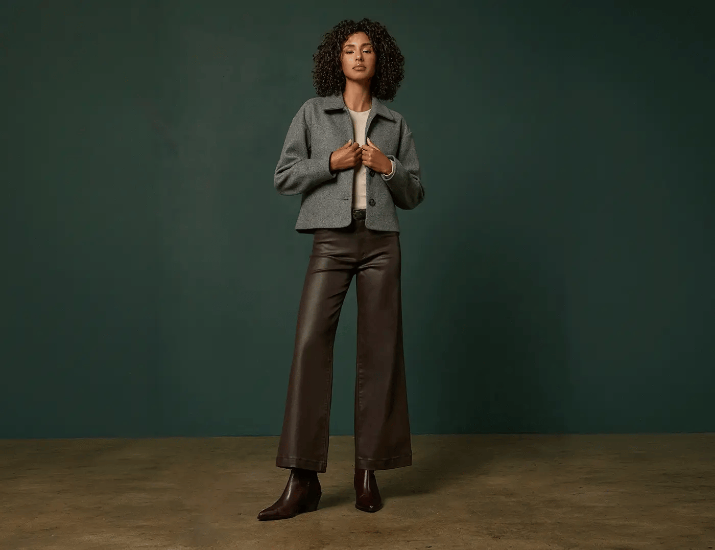 Meg Wide Leg Corduroy Pant with Welt Front Pocket in Fudge