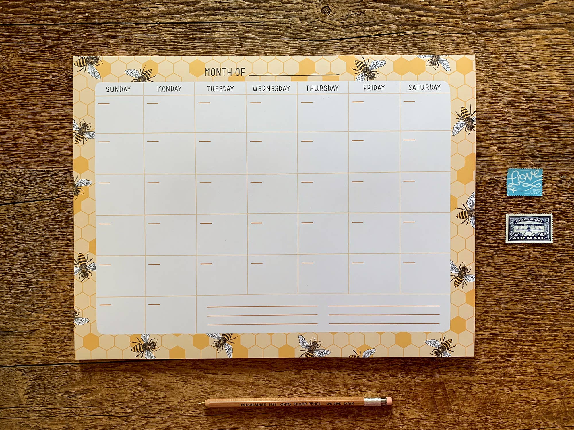 Monthly Desk Planner- Bees